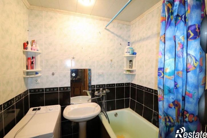 3-комн квартира улица Веры Кащеевой, 12,  д. 12