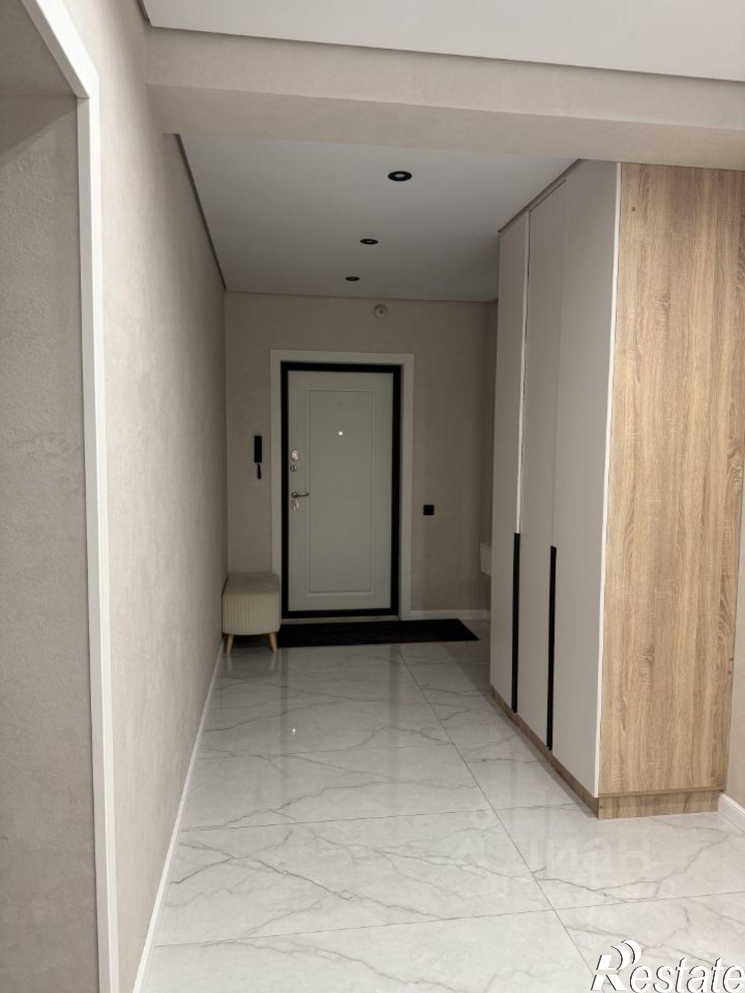 Купить квартиру за 14 500 000 рублей на Лазурная улица, 19