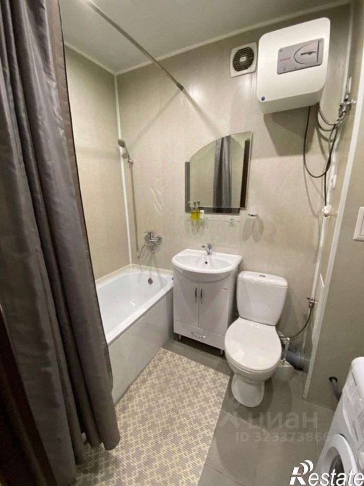 1-комн квартира улица Георгия Исакова, 264,  д. 264