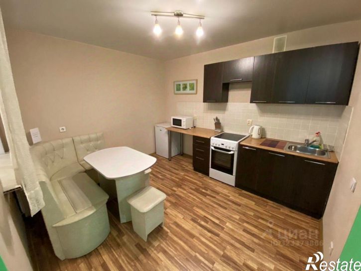 1-комн квартира улица Георгия Исакова, 264,  д. 264