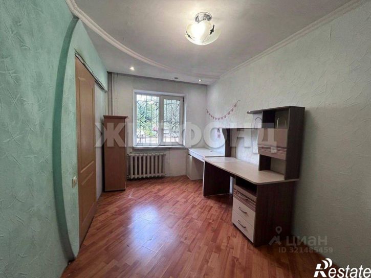 2-комн квартира улица Юрина, 116,  д. 116