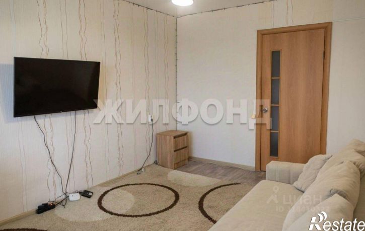 3-комн квартира улица Чеглецова, 23,  д. 23