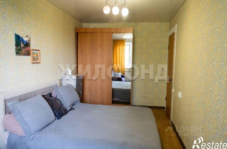 3-комн квартира улица Чеглецова, 23,  д. 23