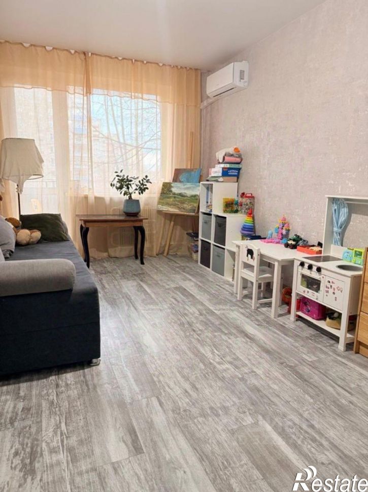 3-комн квартира улица Шукшина, 1,  д. 1