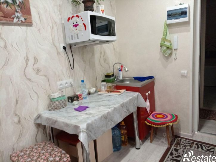 Комната улица Юрина, 190,  д. 190