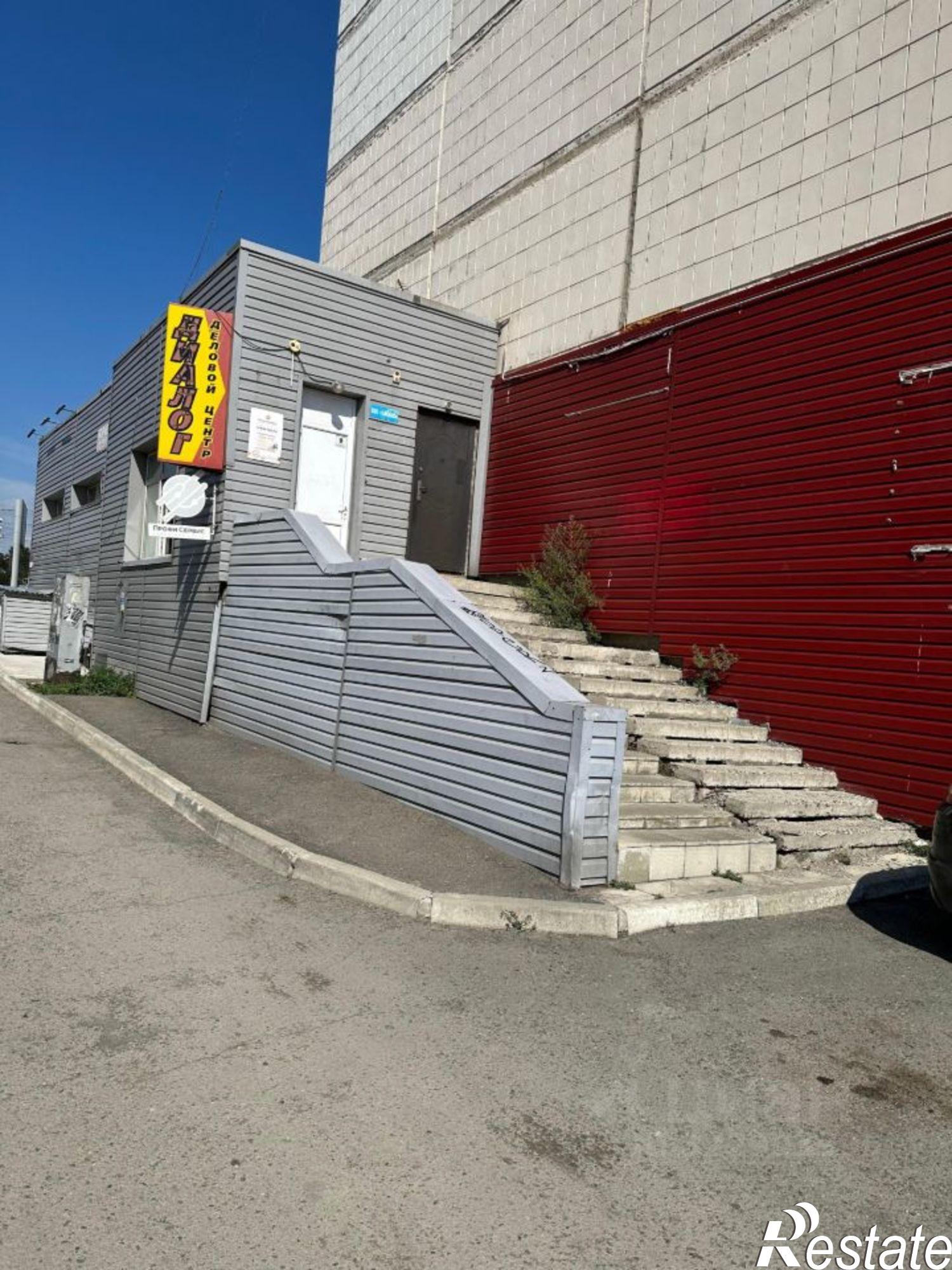 Купить офис, помещение под офис за 18 242 100 рублей на улица Малахова, 99