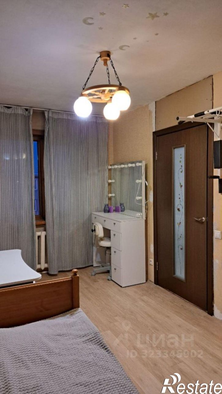 2-комн квартира улица Георгия Исакова, 121,  д. 121