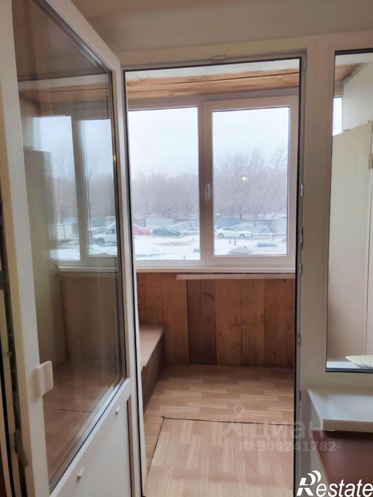 3-комн квартира ул Антона Петрова, 225,  д. 225