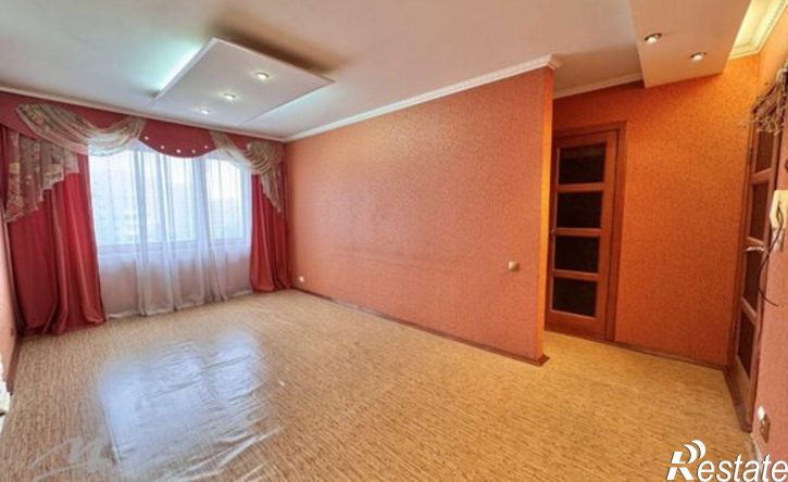 3-комн квартира улица Антона Петрова, 256,  д. 256