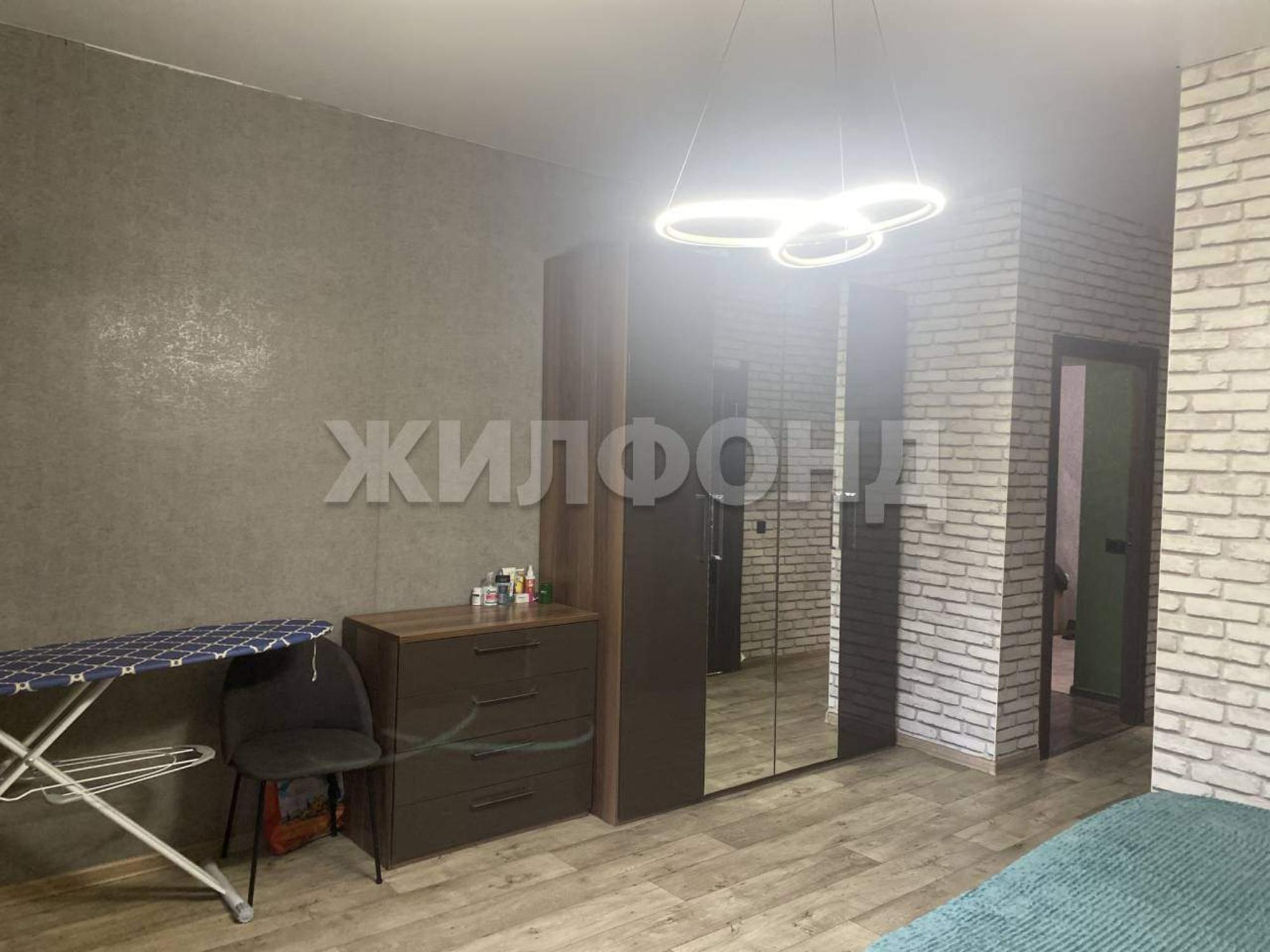 Купить дачу, дом, коттедж за 10 900 000 рублей на Мятная улица