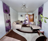 2-комн, 43кв м, этаж 1/5 ул Гущина, 215