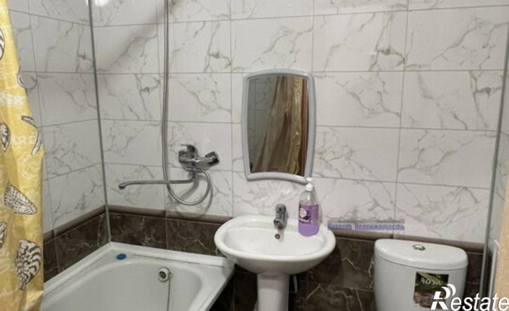 1-комн квартира Лазурная улица, 51,  д. 51