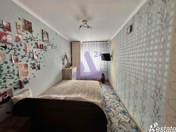 2-комн квартира ул Гущина, 215,  д. 215