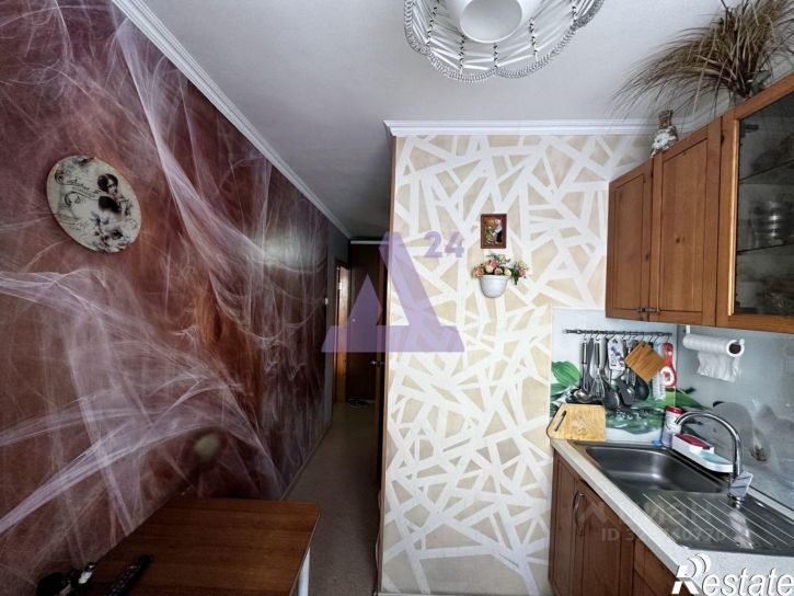 2-комн квартира ул Гущина, 215,  д. 215