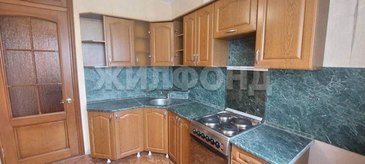 3-комн квартира Попова улица, д.194