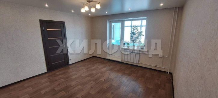 3-комн квартира Попова улица, д.194