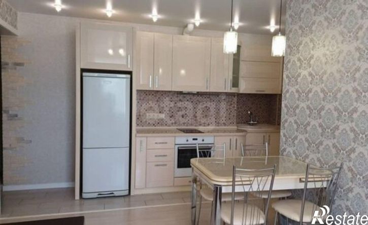 2-комн квартира улица Юрина, 186,  д. 186