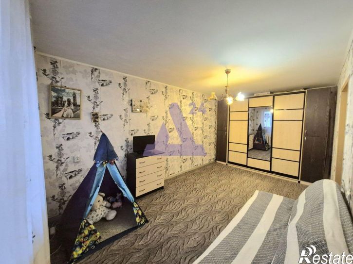 2-комн квартира улица Антона Петрова, 233,  д. 233