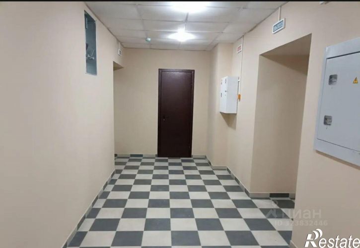 2-комн квартира улица Юрина, 168К,  д. 168К