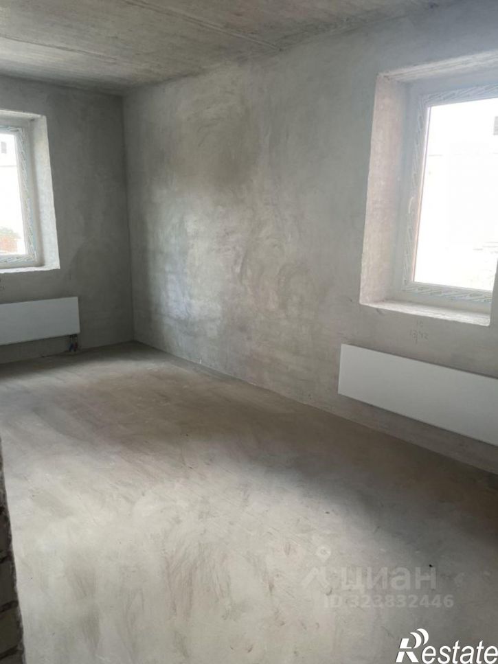 2-комн квартира улица Юрина, 168К,  д. 168К