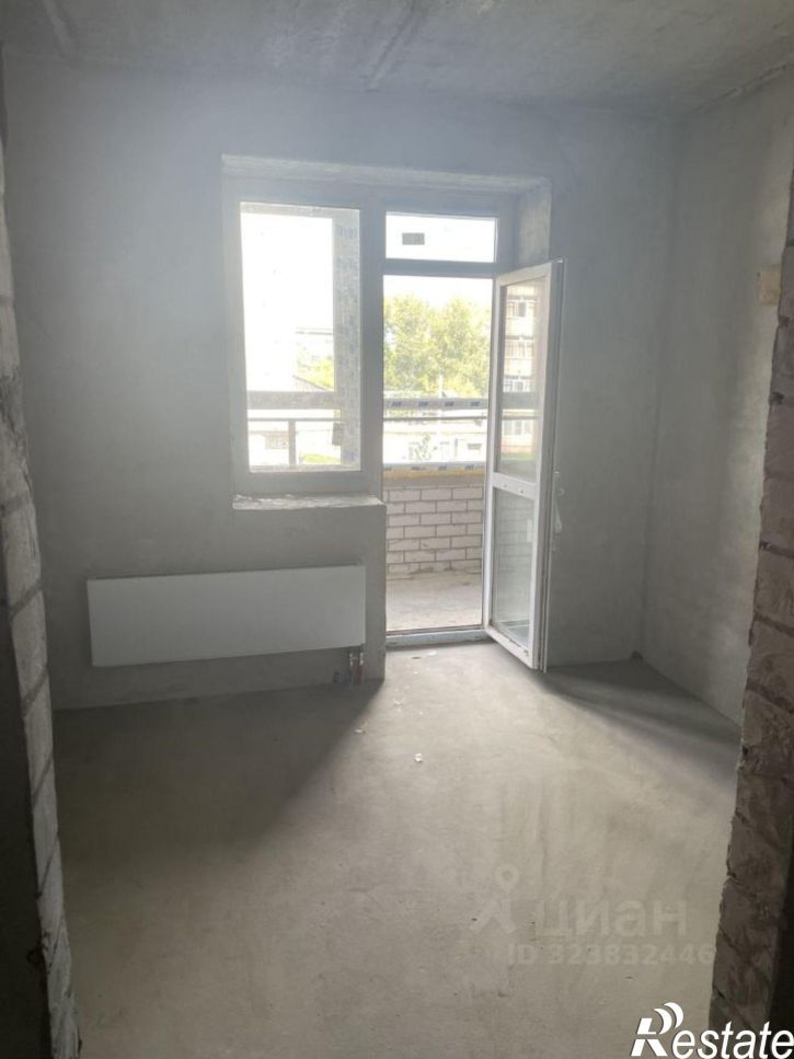 2-комн квартира улица Юрина, 168К,  д. 168К