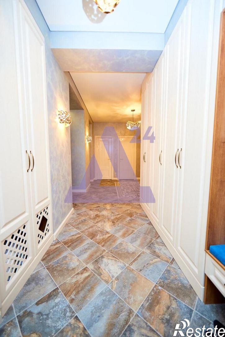 3-комн квартира улица 1905 года, дом 25