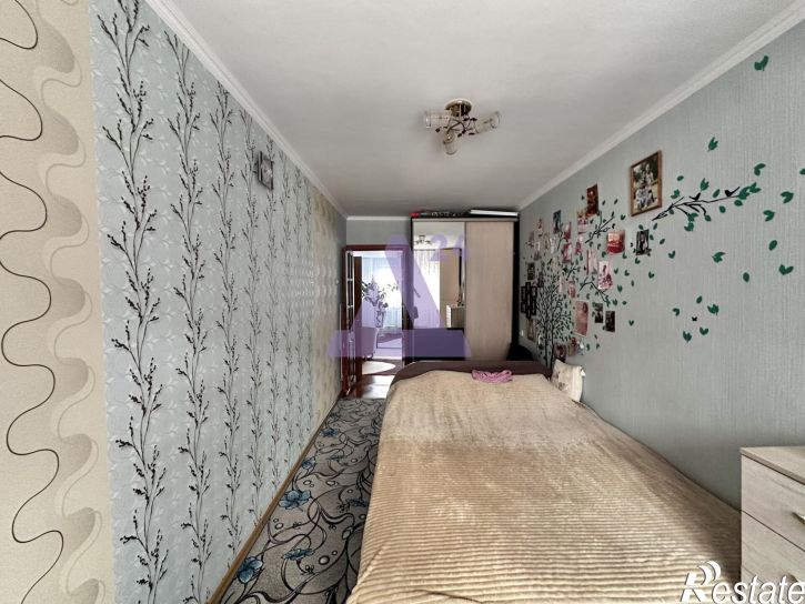 2-комн квартира улица Гущина, дом 215