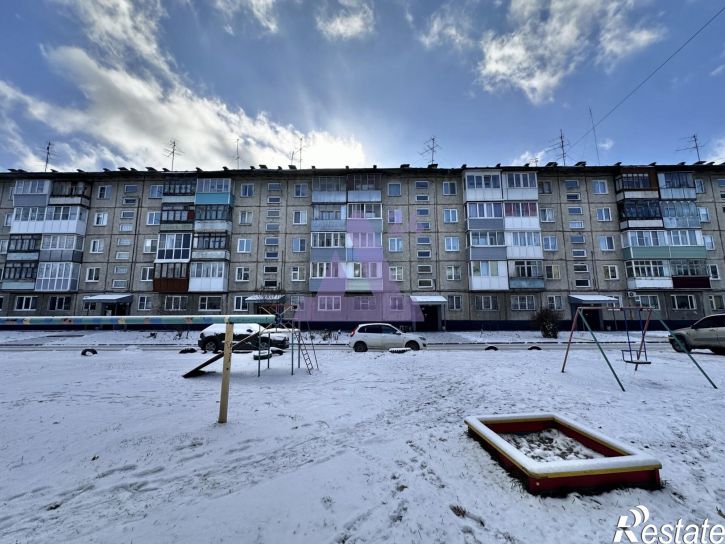 2-комн квартира улица Гущина, дом 215