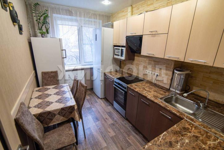 2-комн квартира Гущина улица, д.154