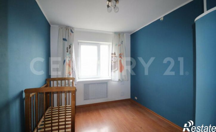 3-комн квартира улица Антона Петрова, 223,  д. 223