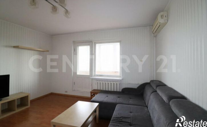 3-комн квартира улица Антона Петрова, 223,  д. 223