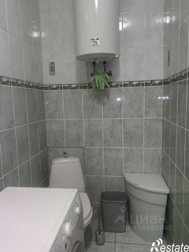 2-комн квартира улица Антона Петрова, 247В,  д. 247В