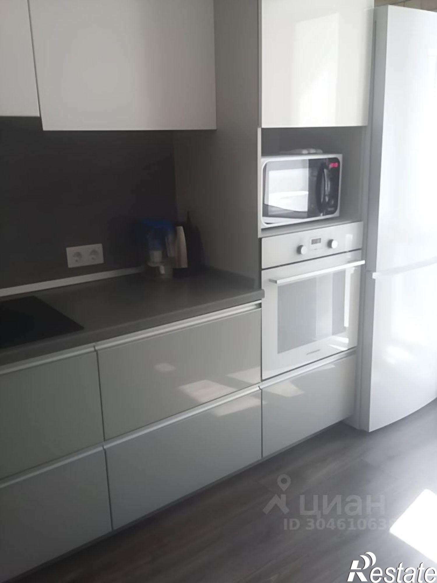 Сдать квартиру за 28 000 рублей на улица Сергея Семёнова, 24