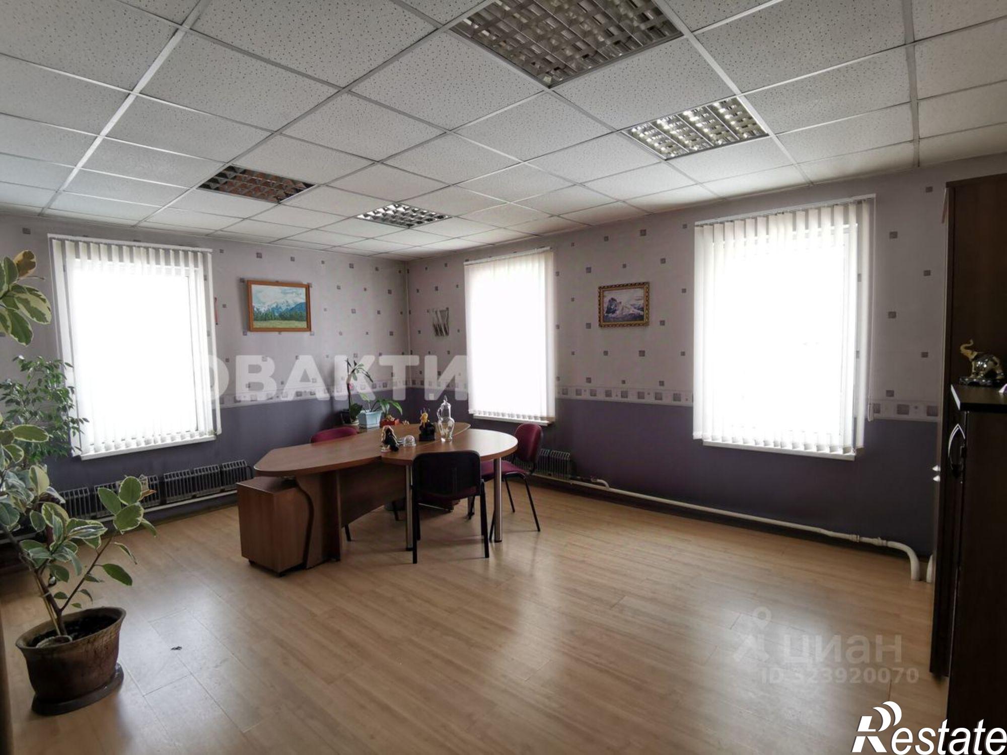 Купить помещение свободного назначения за 17 000 100 рублей на улица Фабричная, 2Б/2