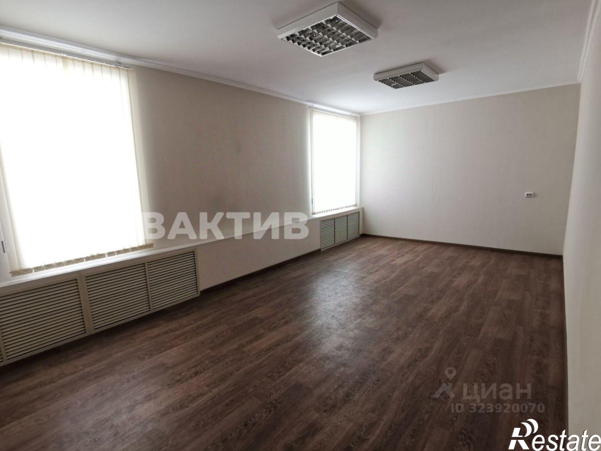 Купить помещение свободного назначения за 17 000 100 рублей на улица Фабричная, 2Б/2