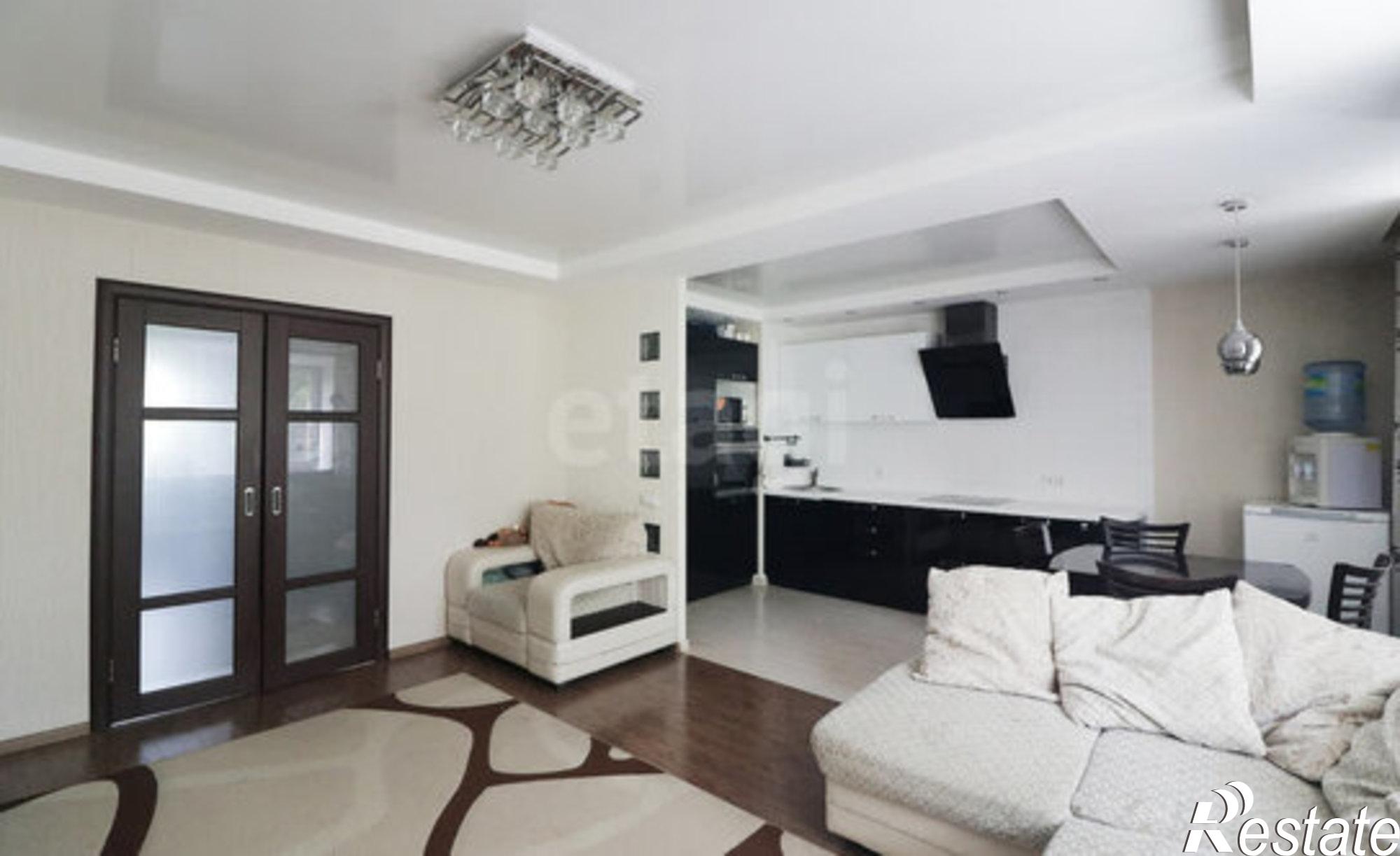 Купить квартиру за 9 800 000 рублей на Главная улица, 3