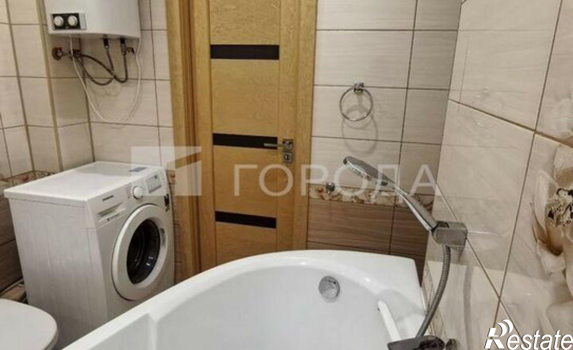 Купить квартиру за 7 850 000 рублей на ул Антона Петрова, 254