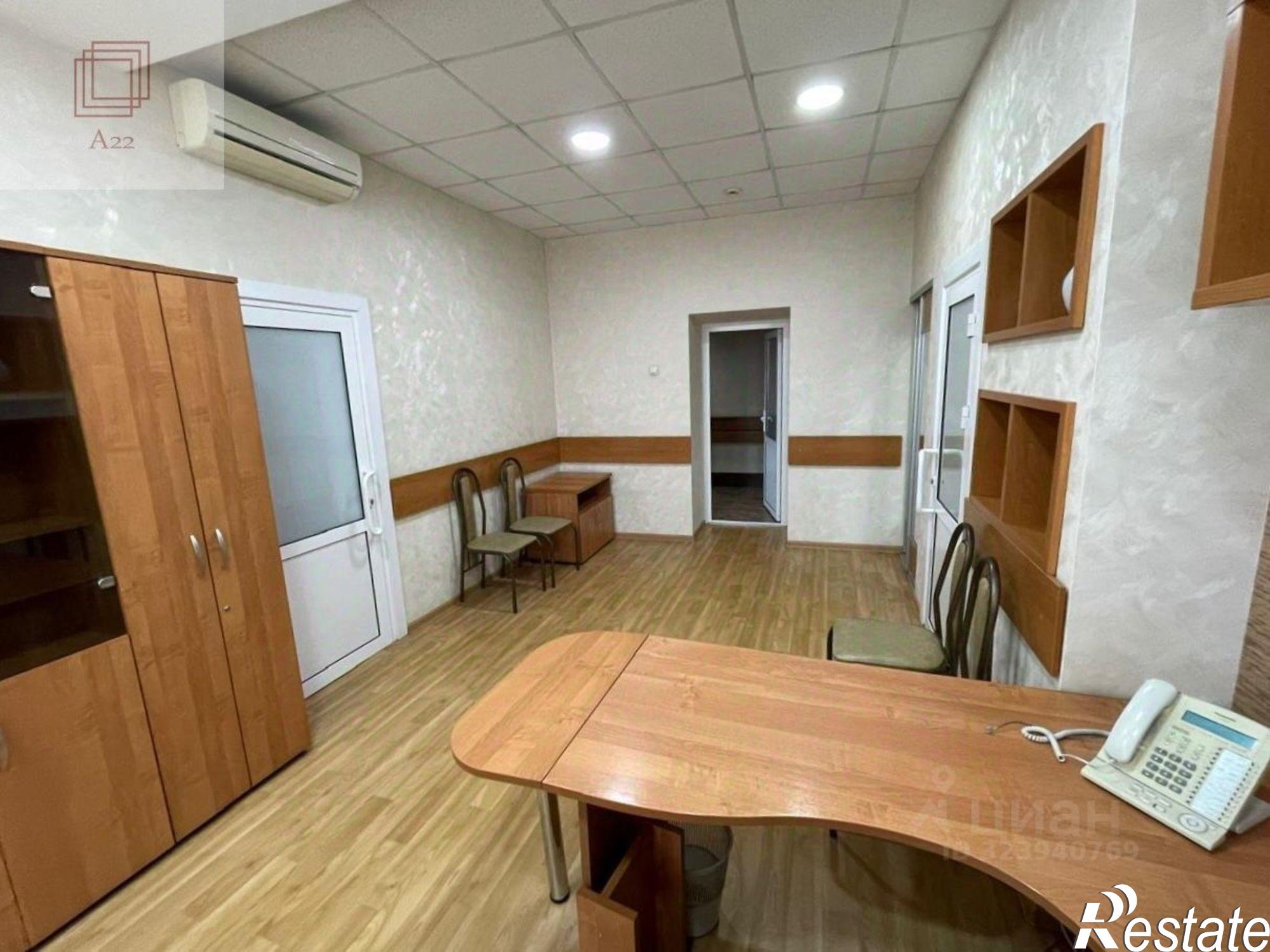 Сдать офис, помещение под офис за 63 000 рублей на проспект Калинина, 71