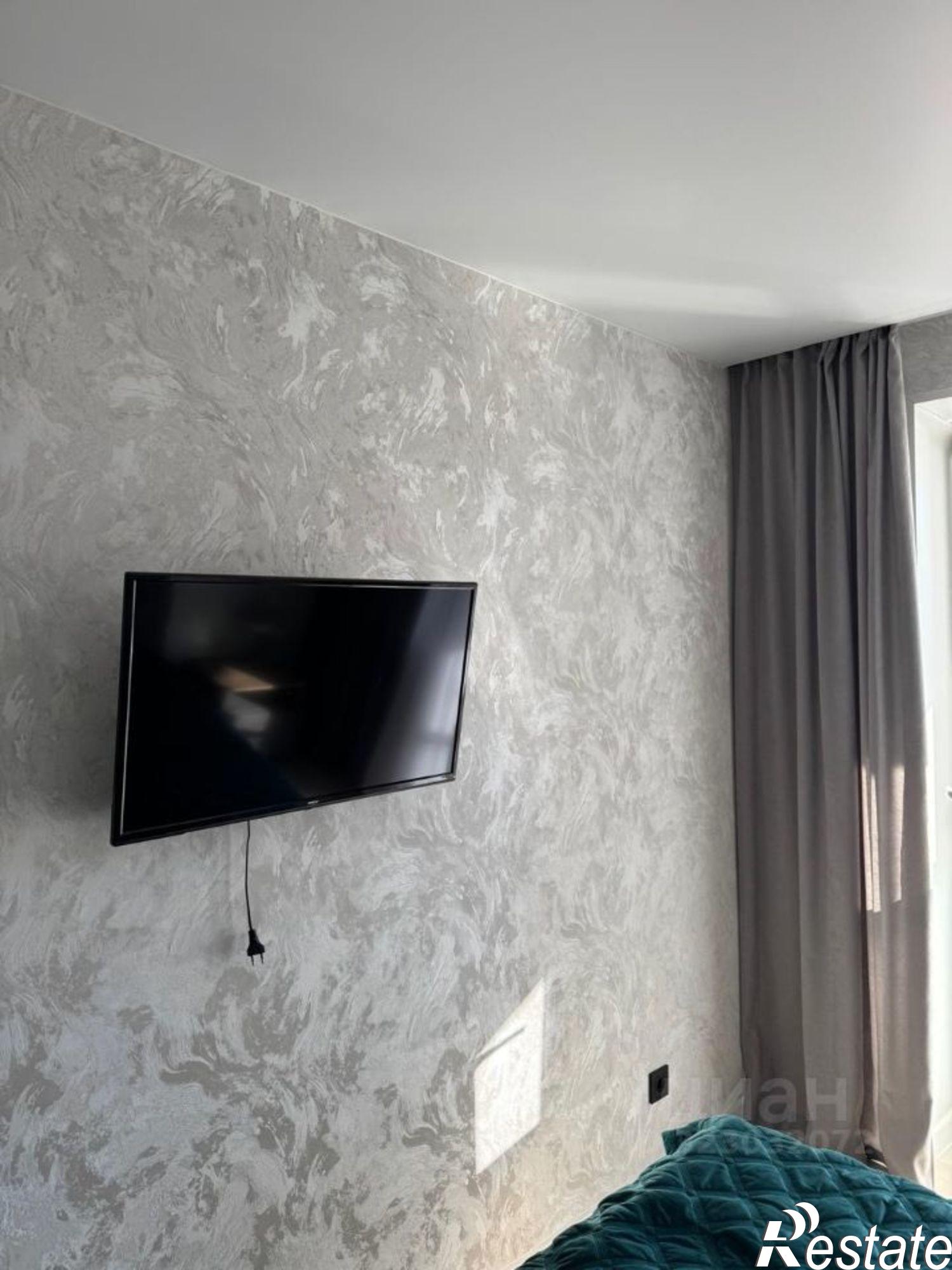 Сдать квартиру за 45 000 рублей на Змеиногорский тракт, 104м/5