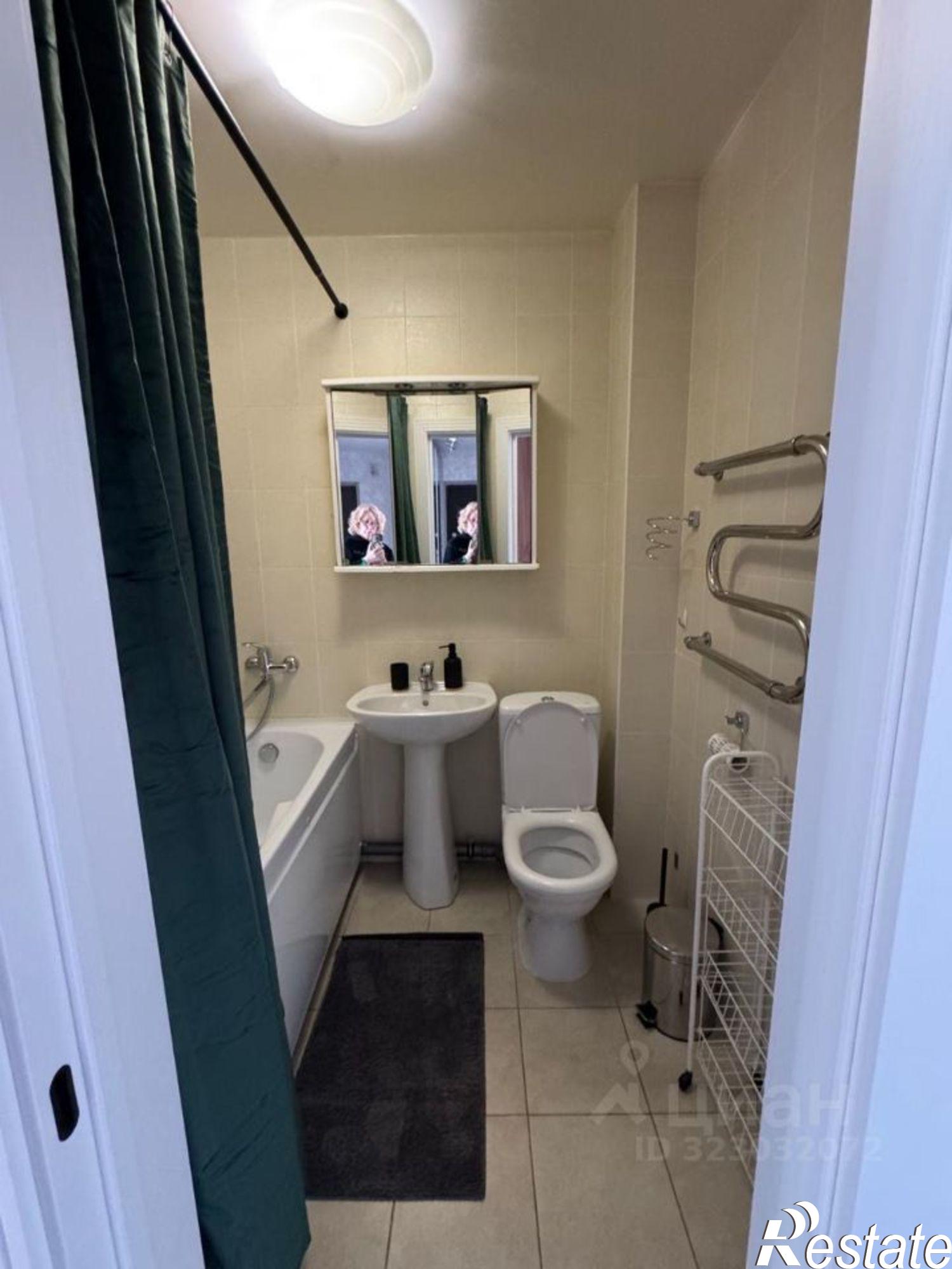 Сдать квартиру за 45 000 рублей на Змеиногорский тракт, 104м/5