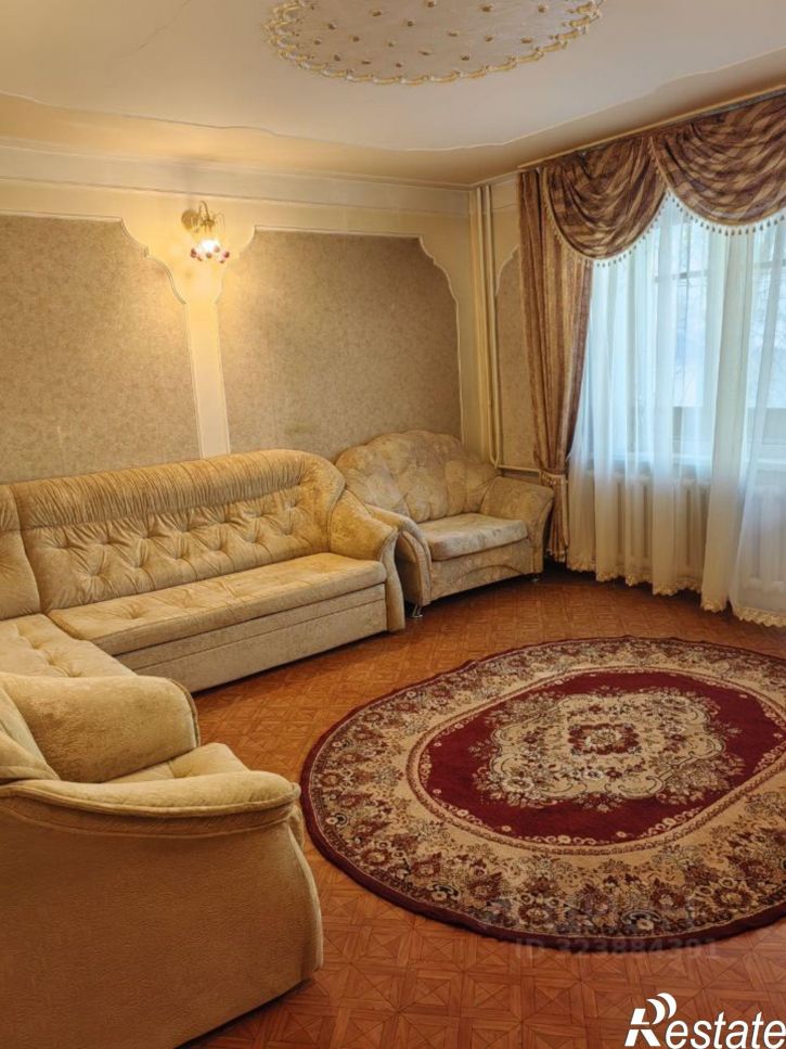 3-комн квартира улица Попова, 107,  д. 107