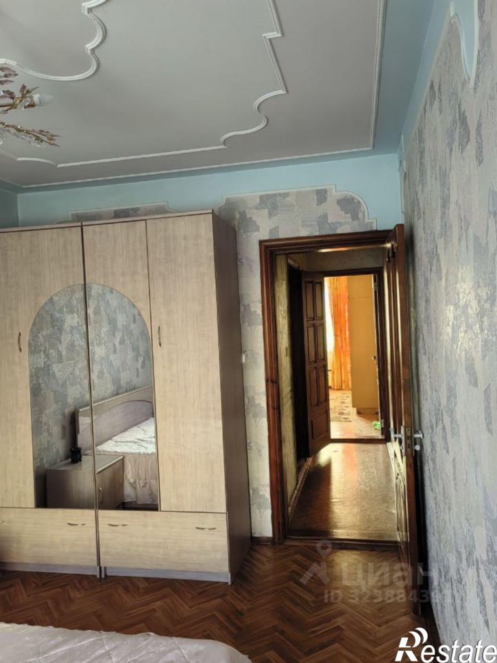 3-комн квартира улица Попова, 107,  д. 107