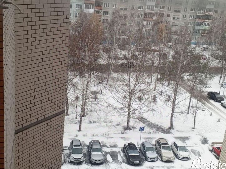 1-комн квартира улица Георгия Исакова, 264,  д. 264