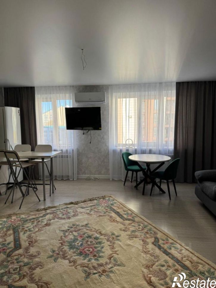 2-комн квартира Змеиногорский тракт, 104м/5,  д. 104м/5