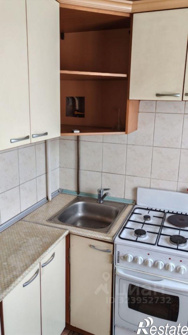 2-комн квартира улица Георгия Исакова, 126,  д. 126