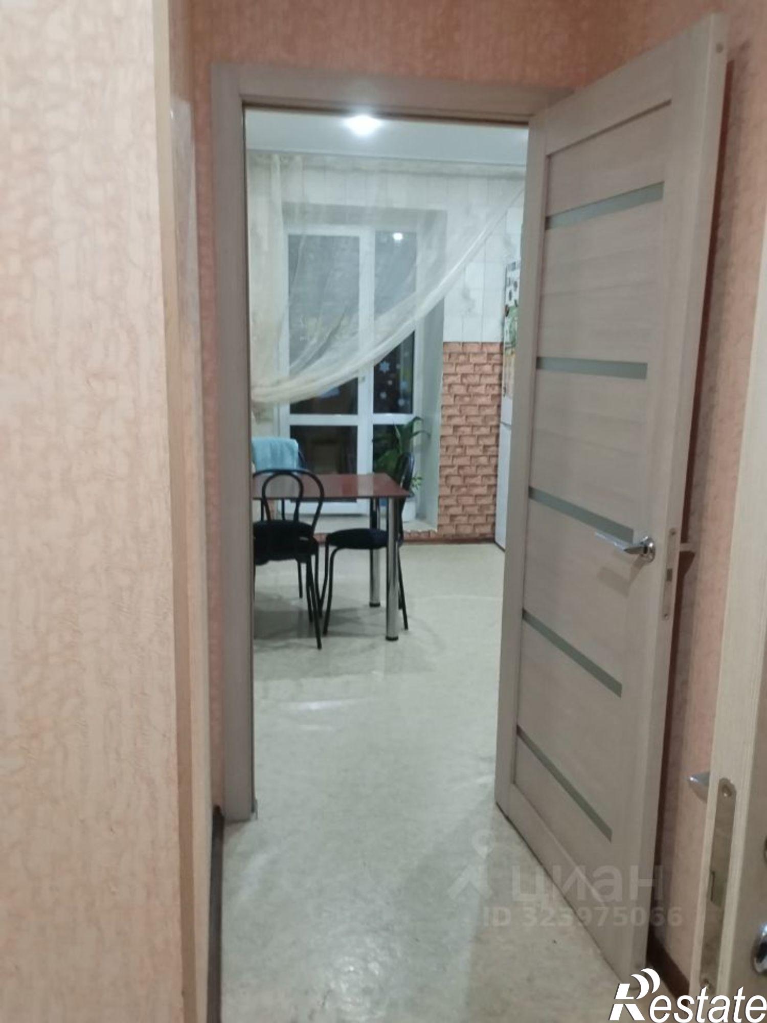 Купить квартиру за 9 990 000 рублей на улица Антона Петрова, 247