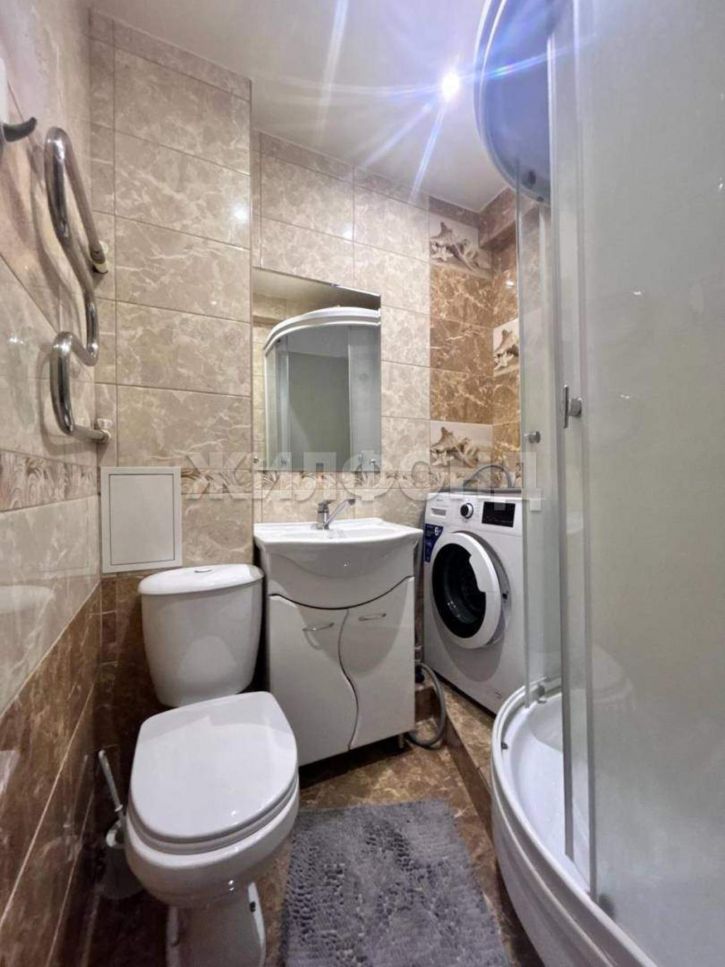 2-комн квартира Гущина улица, д.73