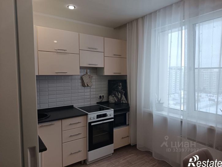 1-комн квартира улица Солнечная Поляна, 105,  д. 105