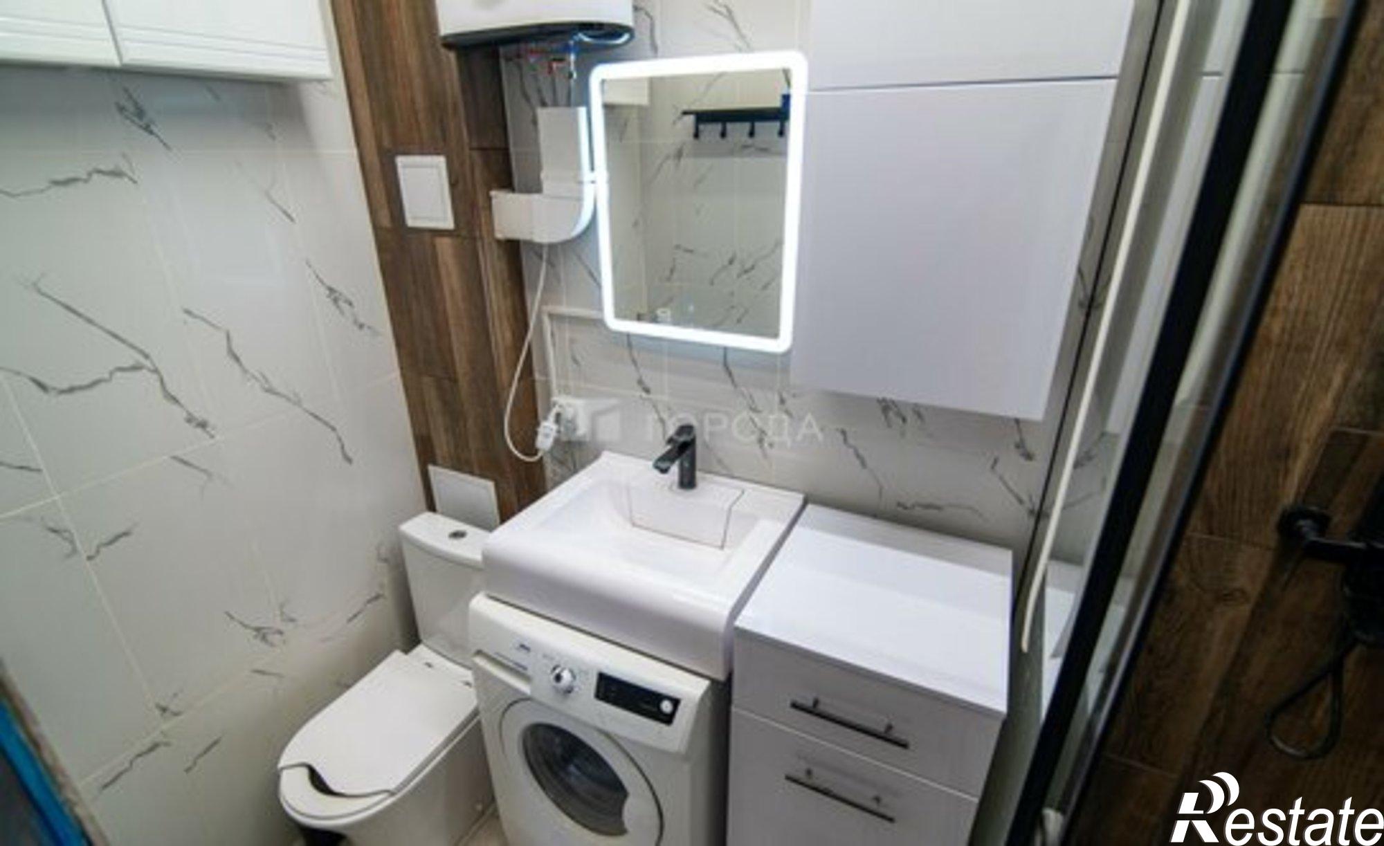 Купить квартиру за 5 400 000 рублей на ул Матросова, 11 6