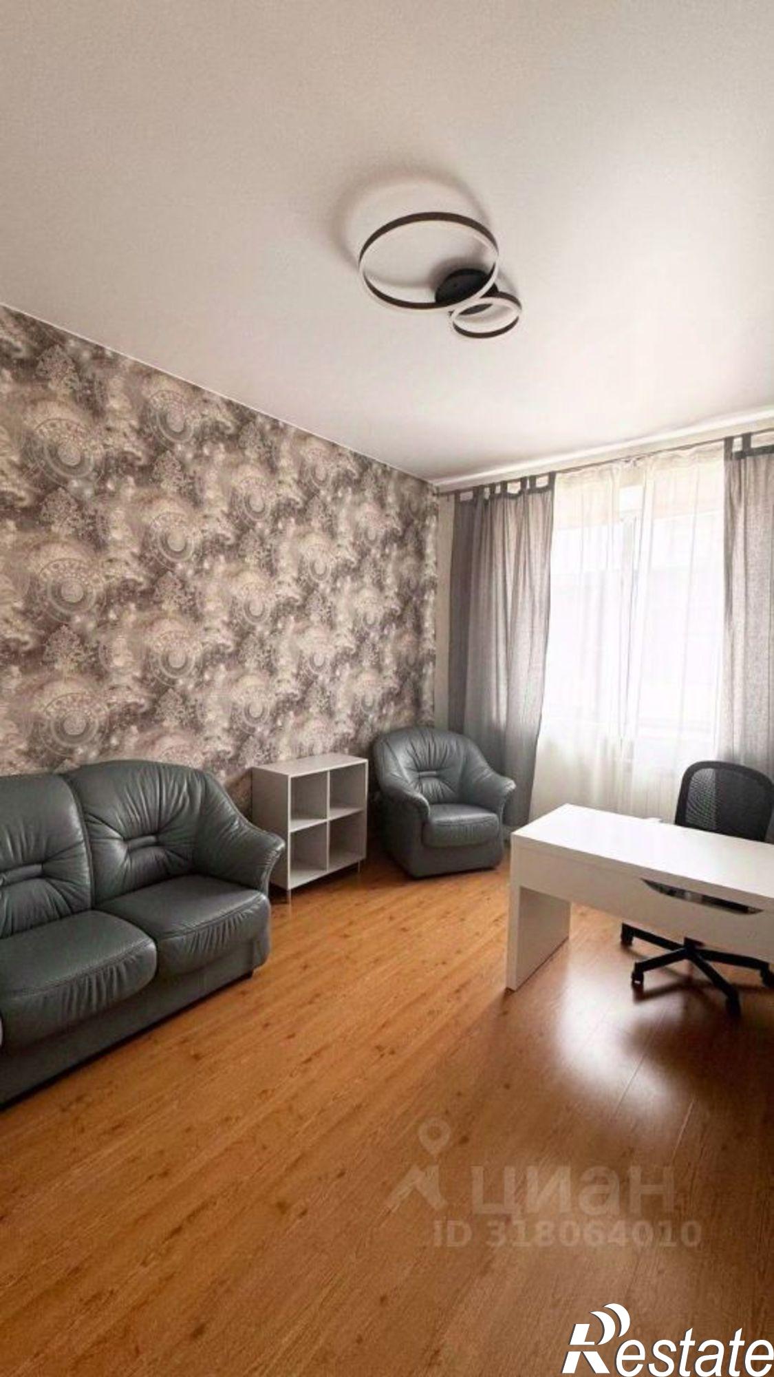 Сдать квартиру за 70 000 рублей на Социалистический пр-кт, 42